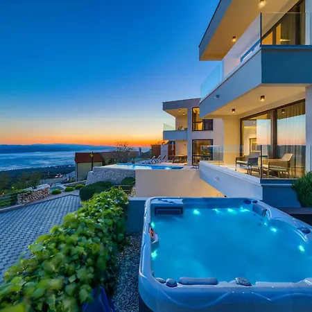 Bellevue Villa *